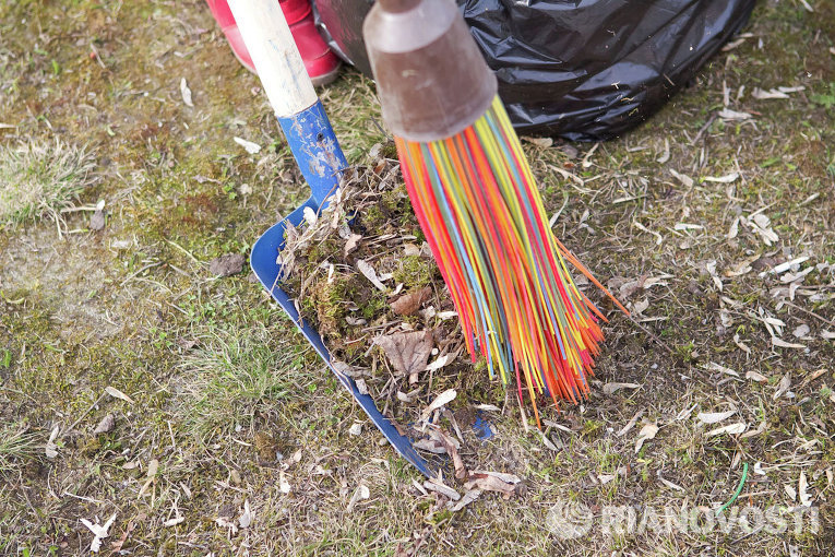 Журналисты устроили Томску «чистый четверг» - провели медиасубботник Журналисты устроили Томску «чистый четверг» - провели медиасубботник