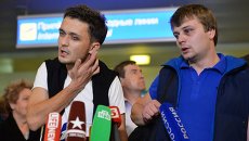 Встреча освобожденных на Украине журналистов российского телеканала Звезда Встреча освобожденных на Украине журналистов российского телеканала Звезда