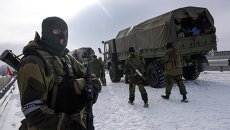 Ополченцы в районе Донецка. Архивное фото Ополченцы в районе Донецка. Архивное фото