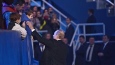 Рабочая поездка президента РФ В.Путина в Южный федеральный округ. Архивное фото Рабочая поездка президента РФ В.Путина в Южный федеральный округ. Архивное фото