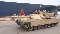 Военные США выгрузили танки Abrams и бронемашины M2A3 Bradley в порту Риги Военные США выгрузили танки Abrams и бронемашины M2A3 Bradley в порту Риги