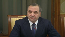 Глава МЧС доложил Медведеву, как идут работы на месте затонувшего траулера Глава МЧС доложил Медведеву, как идут работы на месте затонувшего траулера