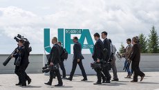 Журналисты в Международном пресс-центре саммитов БРИКС и ШОС в Уфе Журналисты в Международном пресс-центре саммитов БРИКС и ШОС в Уфе