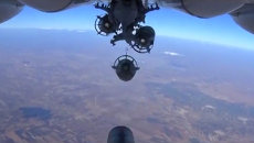 Бомбардировка позиций ИГИЛ в Сирии силами ВВС РФ. Архивное фото Бомбардировка позиций ИГИЛ в Сирии силами ВВС РФ. Архивное фото