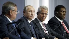 Владимир Путин на форуме Россия зовет Владимир Путин на форуме Россия зовет