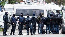 Бельгийская полиция проводит спецоперацию в районе Моленбек в Брюсселе Бельгийская полиция проводит спецоперацию в районе Моленбек в Брюсселе