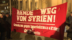 Руки прочь от Сирии – митинг против военного участия Германии в конфликте Руки прочь от Сирии – митинг против военного участия Германии в конфликте