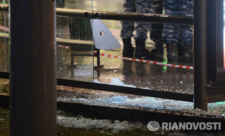Остановка общественного транспорта на улице Покровка в Москве, где произошел взрыв неизвестного взрывного устройства Остановка общественного транспорта на улице Покровка в Москве, где произошел взрыв неизвестного взрывного устройства