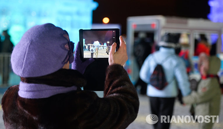 Открытие фестиваля Ледовая Москва. В кругу семьи в парке Победы на Поклонной горе Открытие фестиваля Ледовая Москва. В кругу семьи в парке Победы на Поклонной горе