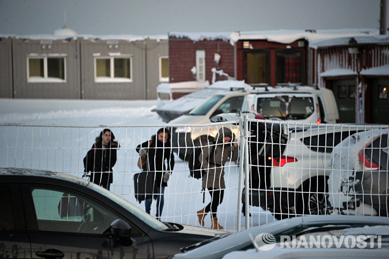 Лагерь для беженцев в районе города Киркенес на севере Норвегии Лагерь для беженцев в районе города Киркенес на севере Норвегии
