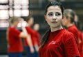 Девушка-курсант на занятиях по физической подготовке в Военно-космической академии имени А.Ф. Можайского в Санкт-Петербурге Девушка-курсант на занятиях по физической подготовке в Военно-космической академии имени А.Ф. Можайского в Санкт-Петербурге