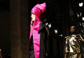 Показ коллекции Vivienne Westwood во время недели моды прет-а-порте в Париже. Март 2016 Показ коллекции Vivienne Westwood во время недели моды прет-а-порте в Париже. Март 2016