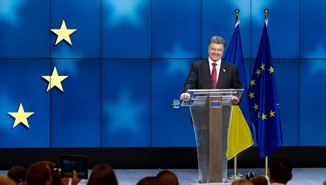 Порошенко назвал сроки получения Украиной безвизового режима с ЕС