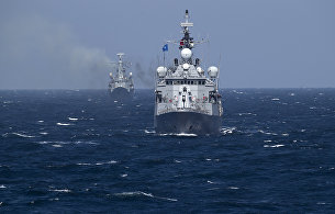 Турецкий военный корабль во время учений НАТО в Черном море. Архивное фото
