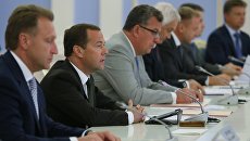 Премьер-министр РФ Д.Медведев провел заседание президиума Совета при президенте РФ по стратегическому развитию и приоритетным проектам. 1 августа 2016 Премьер-министр РФ Д.Медведев провел заседание президиума Совета при президенте РФ по стратегическому развитию и приоритетным проектам. 1 августа 2016