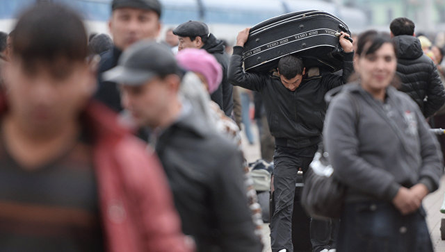 В Москве не будут менять цену патента для мигрантов