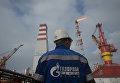 Сотрудник ледостойкой нефтяной платформы "Приразломная"