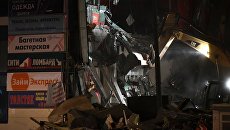 Снос незаконно построенного торгового центра Электрон рядом со станцией метро Электрозаводская в Москве Снос незаконно построенного торгового центра Электрон рядом со станцией метро Электрозаводская в Москве