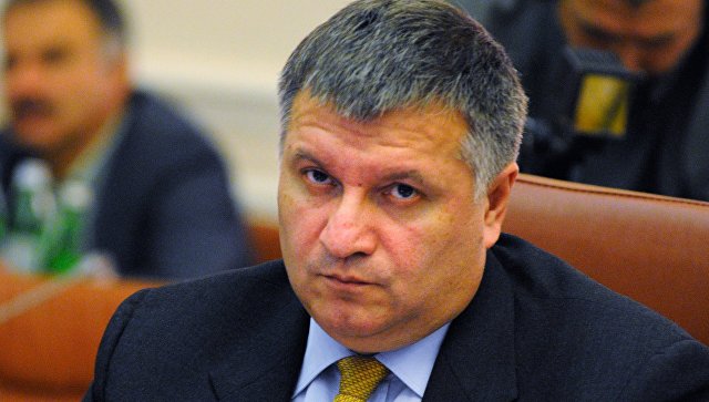 Участники "Автомайдана" требуют отставки главы МВД Украины