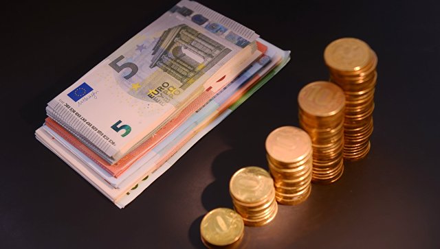 Курс евро вырос до 65 рублей