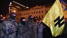Бойцы добровольческого батальона Азов. Архивное фото Бойцы добровольческого батальона Азов. Архивное фото