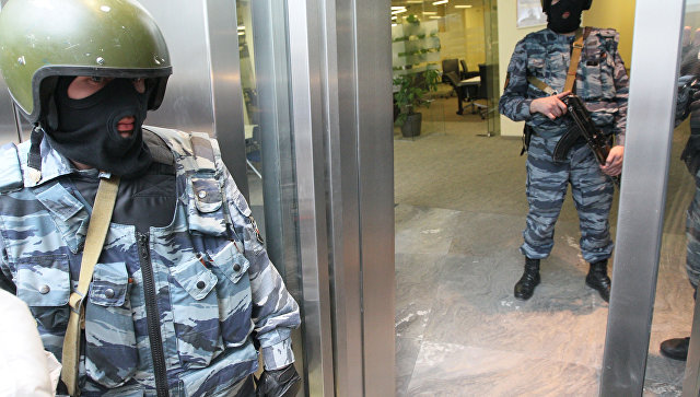 ФСБ провела обыски в свердловском главке МВД