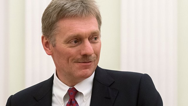 Песков назвал чушью заявления о кремлевской группе по черному пиару