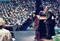 Президент Кубы Фидель Кастро выспутает с речью в Сантьяго-де-Куба. 9 января 1998 Президент Кубы Фидель Кастро выспутает с речью в Сантьяго-де-Куба. 9 января 1998