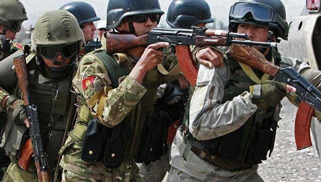 Военные стран ШОС проводят совместную тренировку в Китае