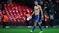 Игрок ПФК ЦСКА Алексей Березуцкий после матча группового этапа Лиги чемпионов между ФК Тоттенхэм и ПФК ЦСКА. 7 декабря 2016 Игрок ПФК ЦСКА Алексей Березуцкий после матча группового этапа Лиги чемпионов между ФК Тоттенхэм и ПФК ЦСКА. 7 декабря 2016