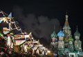 Праздничная иллюминация на Красной площади в Москве Праздничная иллюминация на Красной площади в Москве