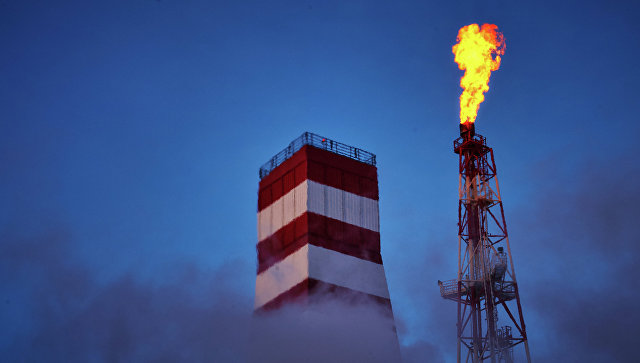"Газпром нефть" летом остановит добычу на Приразломной на три месяца