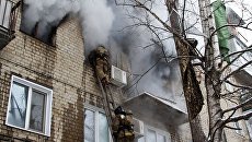Спасатели МЧС России ликвидируют последствия взрыва бытового газа в городе Саратове Спасатели МЧС России ликвидируют последствия взрыва бытового газа в городе Саратове