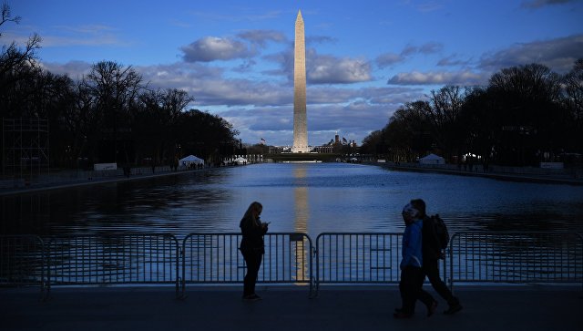 Вид на монумент Вашингтона. Архивное фото