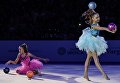Спортсменки сборной России по художественной гимнастике Дина и Арина Аверины в гала-концерте Гран-при Москвы по художественной гимнастике Спортсменки сборной России по художественной гимнастике Дина и Арина Аверины в гала-концерте Гран-при Москвы по художественной гимнастике