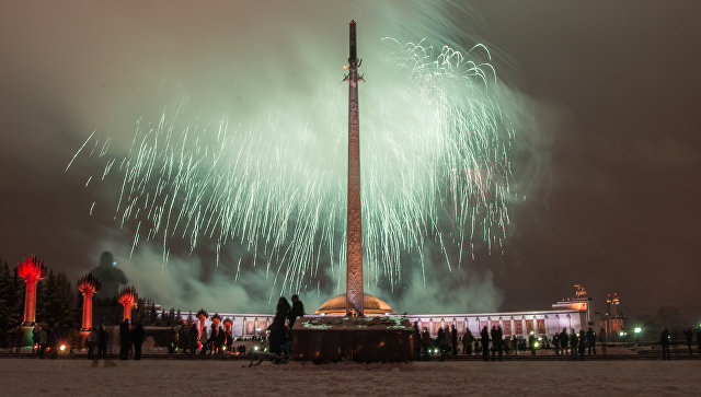 В столице РФ по случаю Дня Победы выпустят 10 тыс. фейерверков В столице РФ по случаю Дня Победы выпустят 10 тыс. фейерверков
