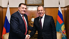 Министр иностранных дел РФ Сергей Лавров (справа) и президент республики Сербской Боснии и Герцеговины Милорад Додик во время встречи в Москве. Архивное фото Министр иностранных дел РФ Сергей Лавров (справа) и президент республики Сербской Боснии и Герцеговины Милорад Додик во время встречи в Москве. Архивное фото