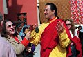 Американский актер Стивен Сигал в Катманду, Непал Американский актер Стивен Сигал в Катманду, Непал