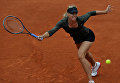 Россиянка Мария Шарапова во время матча 4-го круга Открытого чемпионата Франции по теннису среди женщин Россиянка Мария Шарапова во время матча 4-го круга Открытого чемпионата Франции по теннису среди женщин