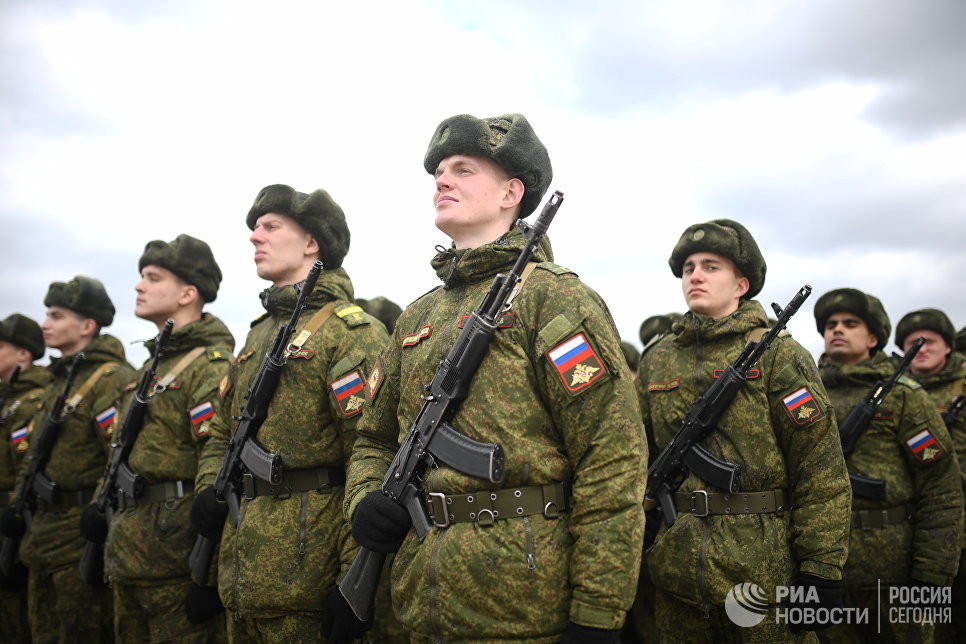Совместная тренировка пеших парадных расчетов войск Московского гарнизона и механизированной колонны к участию в военном параде на Красной площади 9 мая 2017 года Совместная тренировка пеших парадных расчетов войск Московского гарнизона и механизированной колонны к участию в военном параде на Красной площади 9 мая 2017 года
