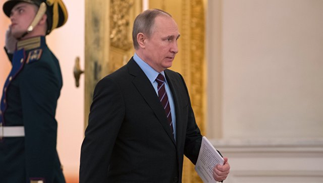 Путин призвал размещать в социальных сетях ссылки на архивные материалы Путин призвал размещать в социальных сетях ссылки на архивные материалы