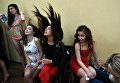 Девушки во время финального кастинг-отбора претенденток для участия в XXII фестивале талантов и красоты Мисс Москва — 2017 в театре танца Щелкунчик Девушки во время финального кастинг-отбора претенденток для участия в XXII фестивале талантов и красоты Мисс Москва — 2017 в театре танца Щелкунчик