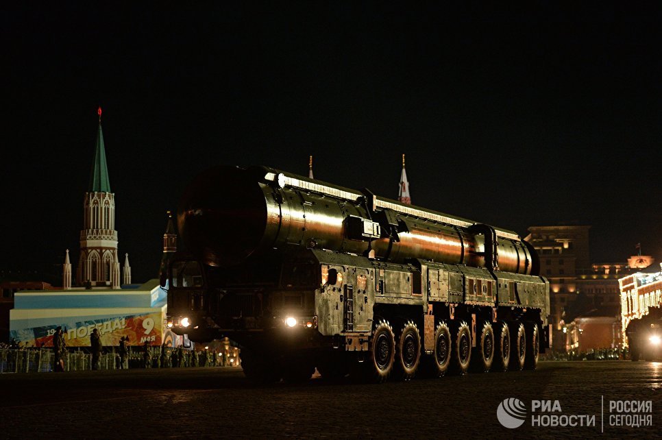 ПГРК Ярс на репетиции парада Победы на Красной площади в Москве ПГРК Ярс на репетиции парада Победы на Красной площади в Москве
