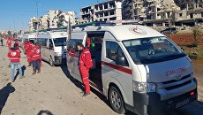 Машины Скорой помощи в освобожденном квартале восточного Алеппо в Сирии. Архивное фото Машины Скорой помощи в освобожденном квартале восточного Алеппо в Сирии. Архивное фото