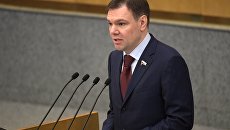 Председатель комитета Госдумы по информационной политике, информационным технологиям и связи Леонид Левин во время пленарного заседания Государственной Думы РФ. 19 мая 2017 Председатель комитета Госдумы по информационной политике, информационным технологиям и связи Леонид Левин во время пленарного заседания Государственной Думы РФ. 19 мая 2017