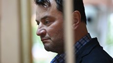 Бывший генеральный директор театральной труппы Седьмая студия Юрий Итин, задержанный после обысков в Гоголь-центре Бывший генеральный директор театральной труппы Седьмая студия Юрий Итин, задержанный после обысков в Гоголь-центре