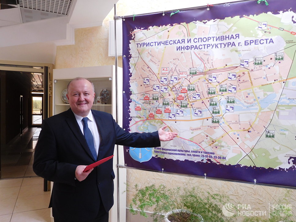 Зампредседателя облисполкома Михаил Серков Зампредседателя облисполкома Михаил Серков