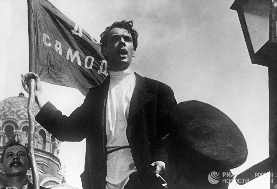 Картинки по запросу Алексей Баталов «Мать» (1956),