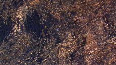 Фотография марсохода Curiosity у вершины горы Шарп, полученная зондом MRO Фотография марсохода Curiosity у вершины горы Шарп, полученная зондом MRO