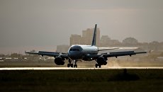 Самолет Airbus A319-11 авиакомпании Россия. Архивное фото Самолет Airbus A319-11 авиакомпании Россия. Архивное фото